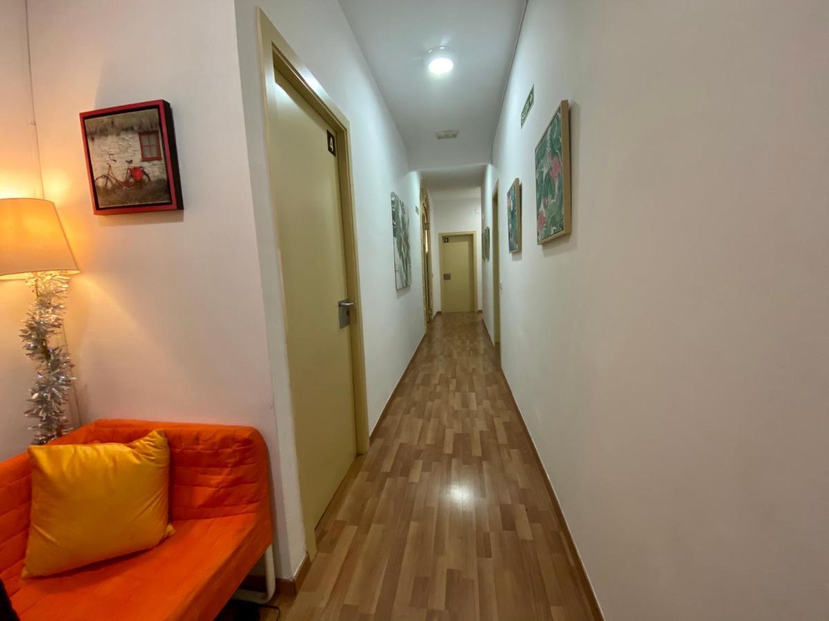 Barcelona Housing Recommend For Students Exterior foto